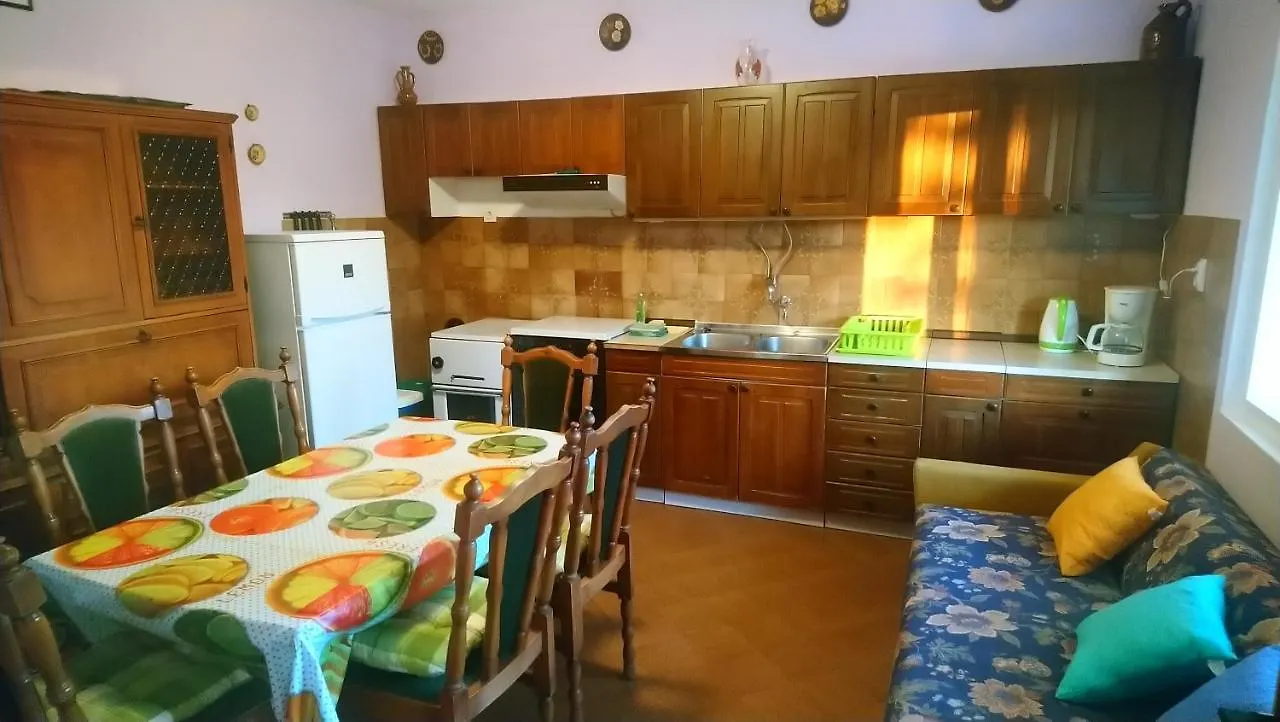 Apartment Vidas Kampor Croatia